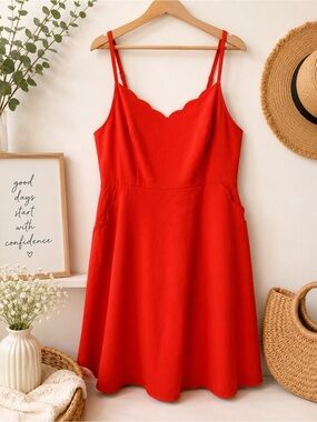 Market & Sprice scalloped dress